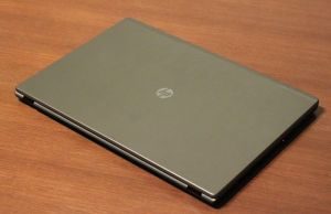 The HP DM3 looks more solid and reliable than other ultrabooks, but it's at the same time bulkier.