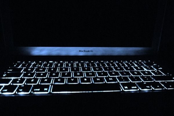 how to turn on macbook pro keyboard backlight