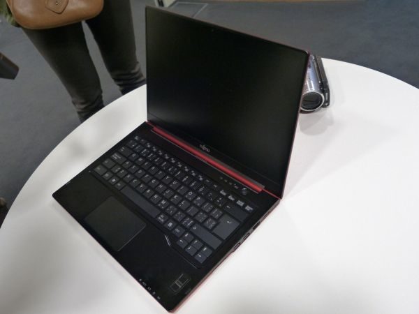 The Lifebook on display in Germany is only a mock-up, but it's a darn good-looking mock-up!