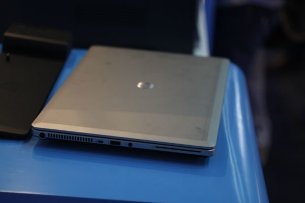 Sturdy and elegant, the perfect combination for any respected business user