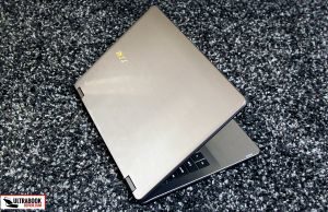 acer r14 design2