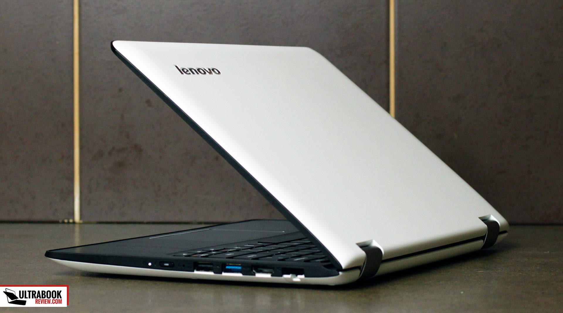 Lenovo Yoga 300 11 (Flex 3 11) review - an affordable 11-inch hybrid