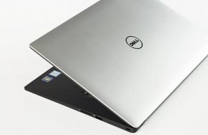 dell xps 15 thumb