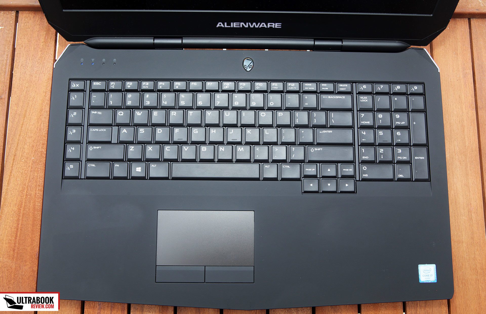 Dell Alienware 17 R3 Review High Performance Gaming Laptop