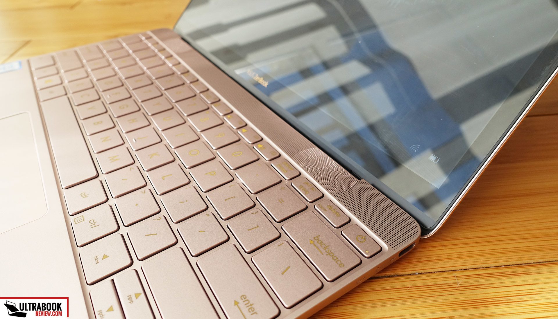 Asus Zenbook 3 UX390UAK (UX390UA series) review - THE ultrabook of this