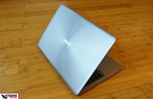 asus zenbook uc510 exterior