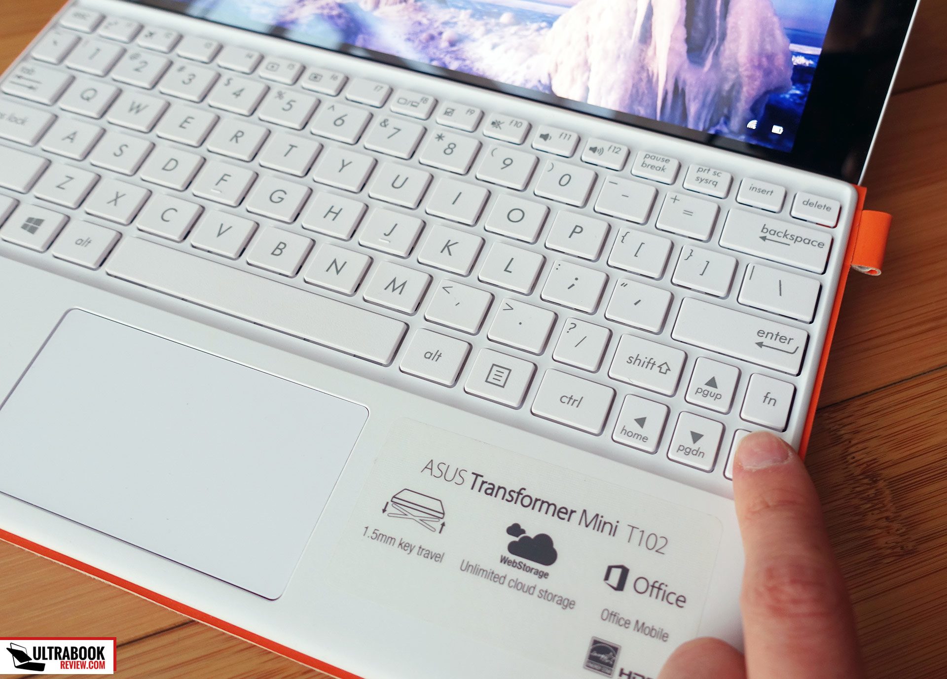 Asus Transformer Mini T102HA review - an excellent miniaturized 2-in-1