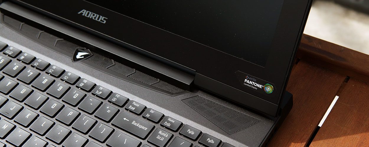 Aorus X5 MD review – portable 15-inch laptop with GTX 1080 Max-Q graphics