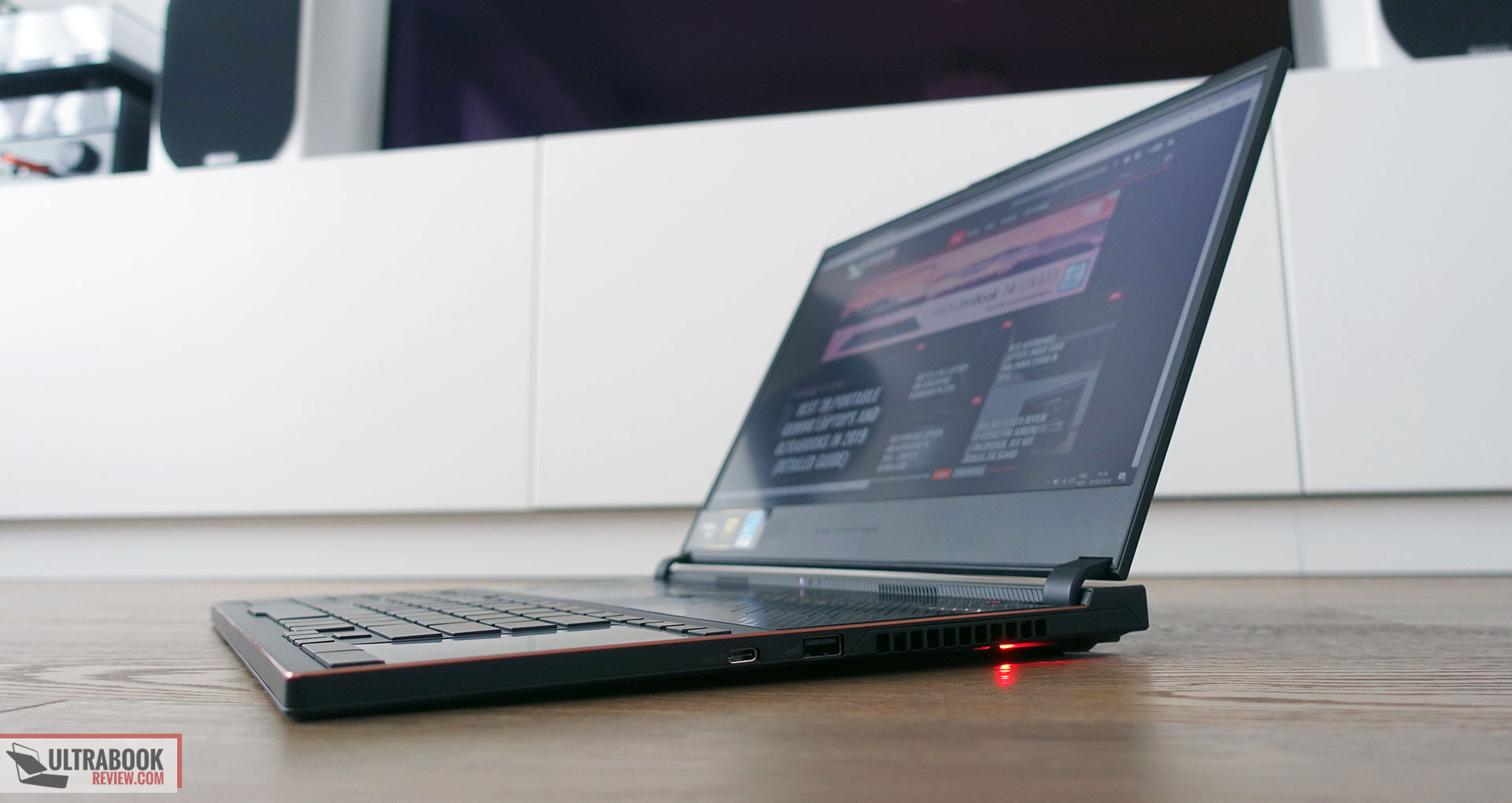 Asus ROG Zephyrus S GX531 review model- Core i7, RTX 2080 90W)