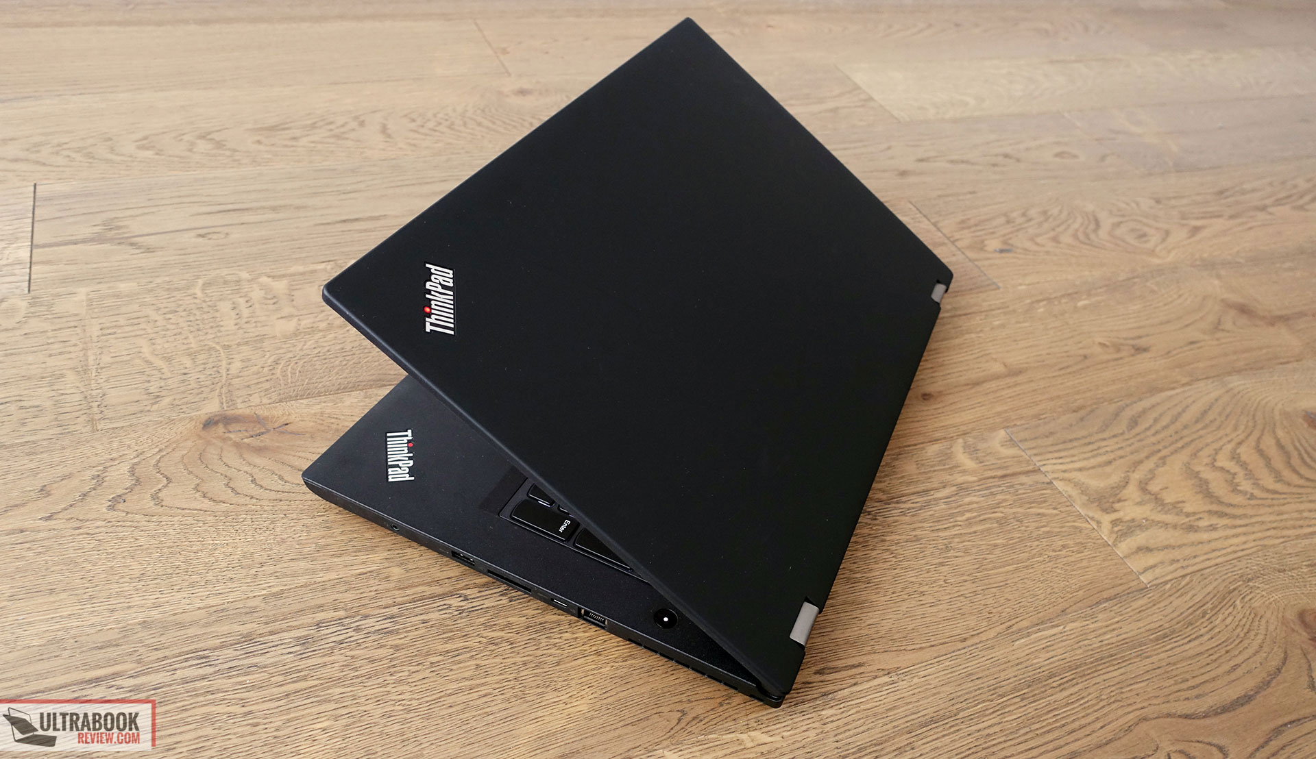 Lenovo ThinkPad P73 - exterior