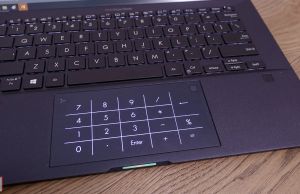 Asus ExpertBook B9450FA - numpad