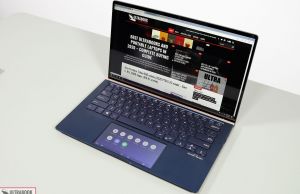 Asus ZenBook 14 UX434FAC-A5188T -  External Reviews