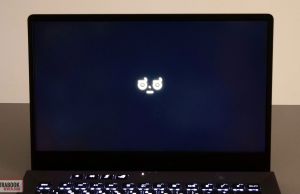 Asus ROG Zephyrus G14 GA401IV - light bleeding