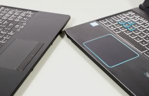 Asus TUF A15 vs Acer Predator Helios 300 - interior and edges