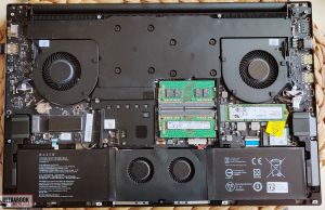 Razer Blade Pro 17 - internals and dissasembly