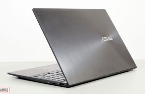 Asus ZenBook 14 UX425JA exterior design