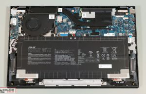 Asus ZenBook 13 UX325JA internals and dissasembly