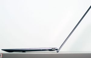 Asus ZenBook 14 UM425IA - profile