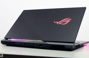 2021 Asus ROG Strix Scar 17 - RGB