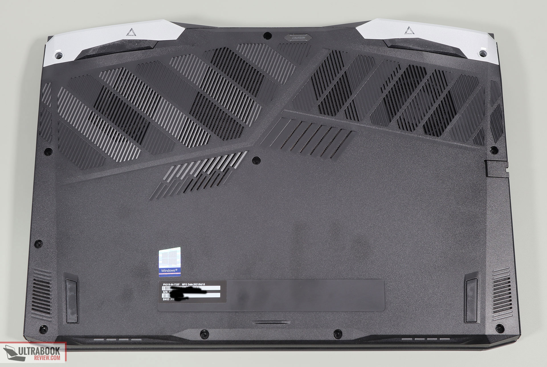 Acer Predator Helios 300 review (2021 PH315-54 model - i7-11800H 