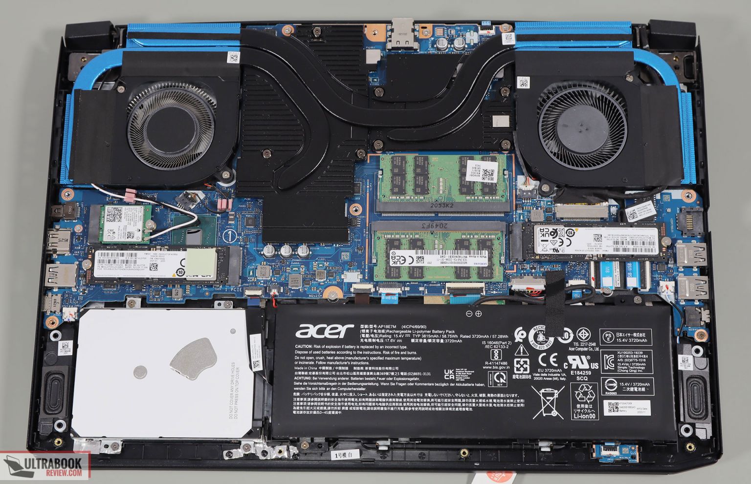 Acer Predator Helios 300 review (2021 PH315-54 model - i7-11800H, RTX 3070)