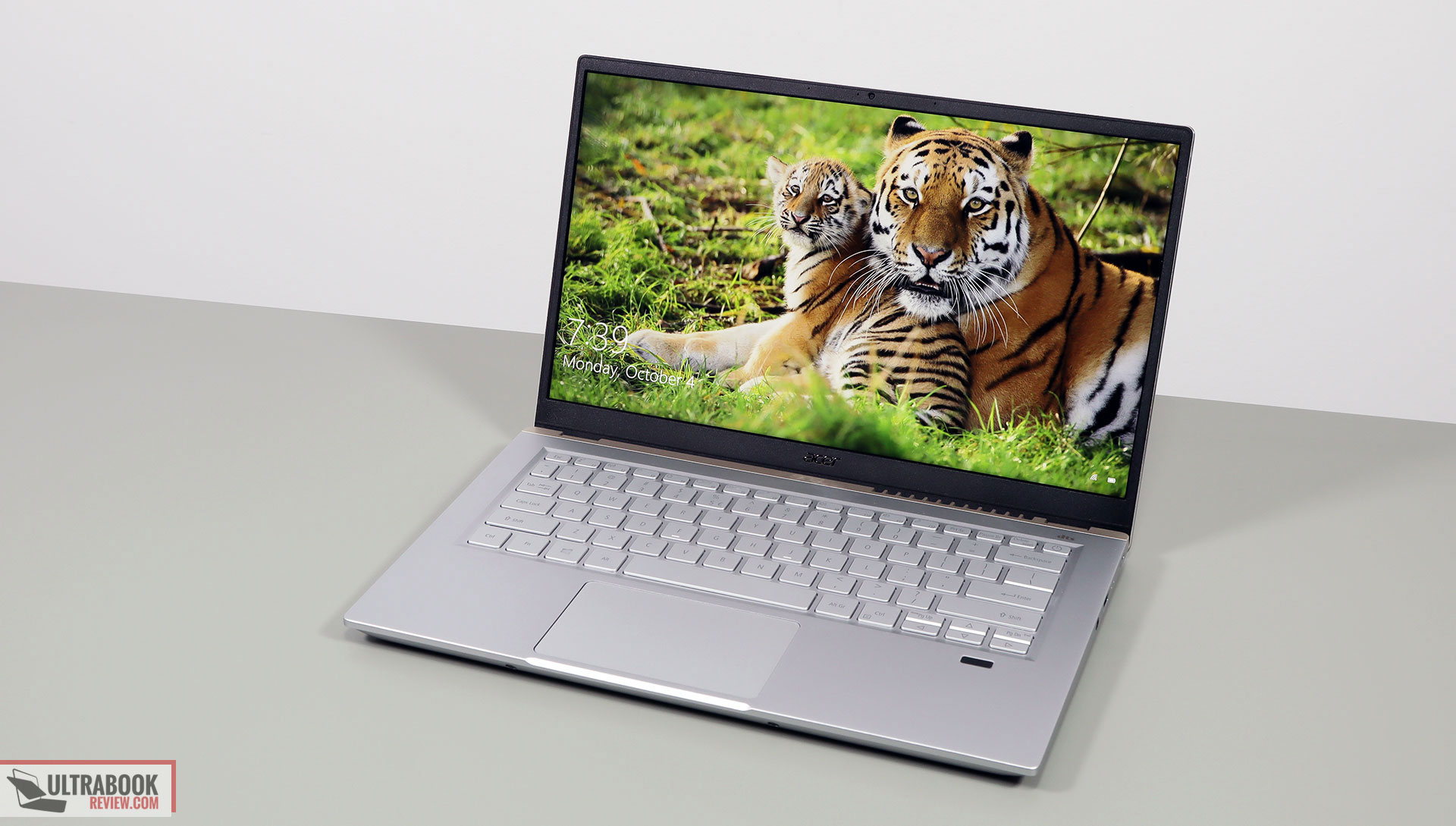 Acer Swift X 14 review - interior