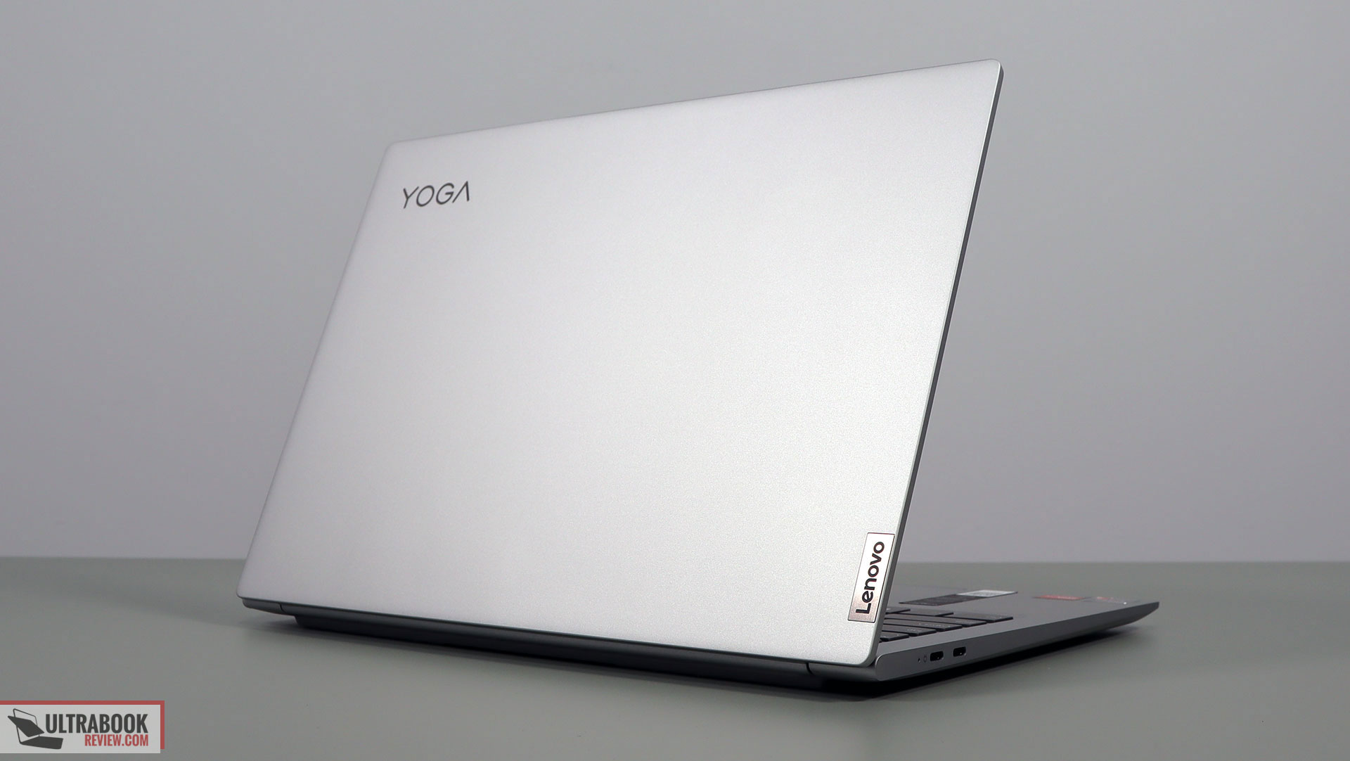 Lenovo Yoga Slim 7 Pro review - exterior design