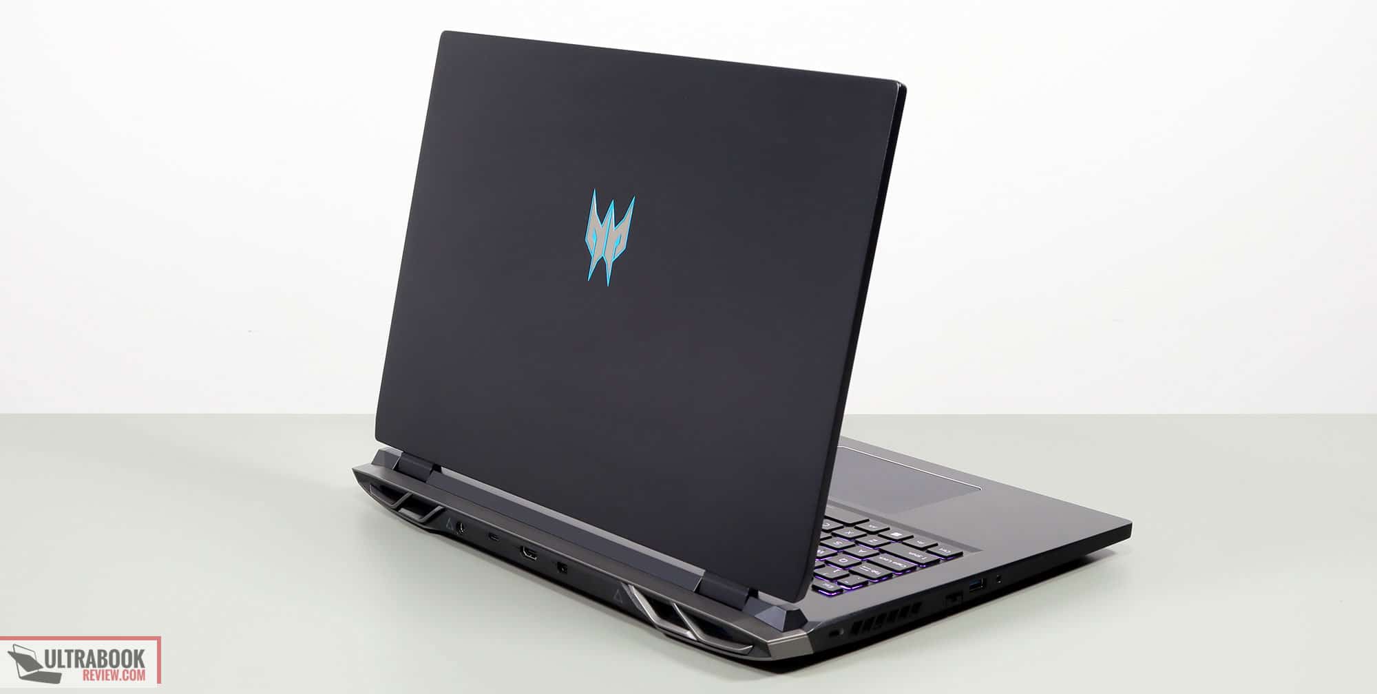 Acer predator Helios 300 review - design