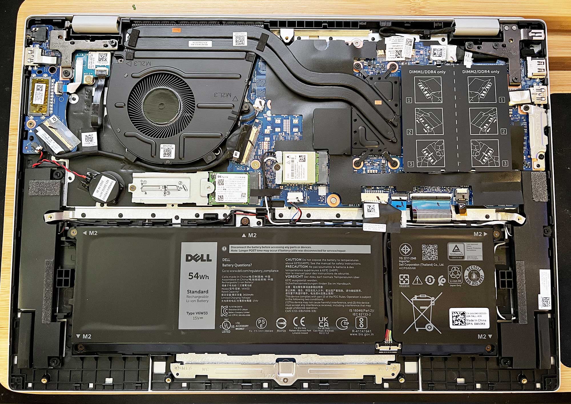 Dell Inspiron 16 5625 internals and dissasembly 