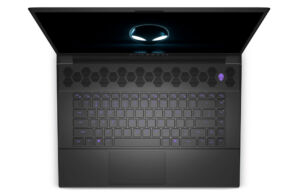 alienware m16 interior keyboard