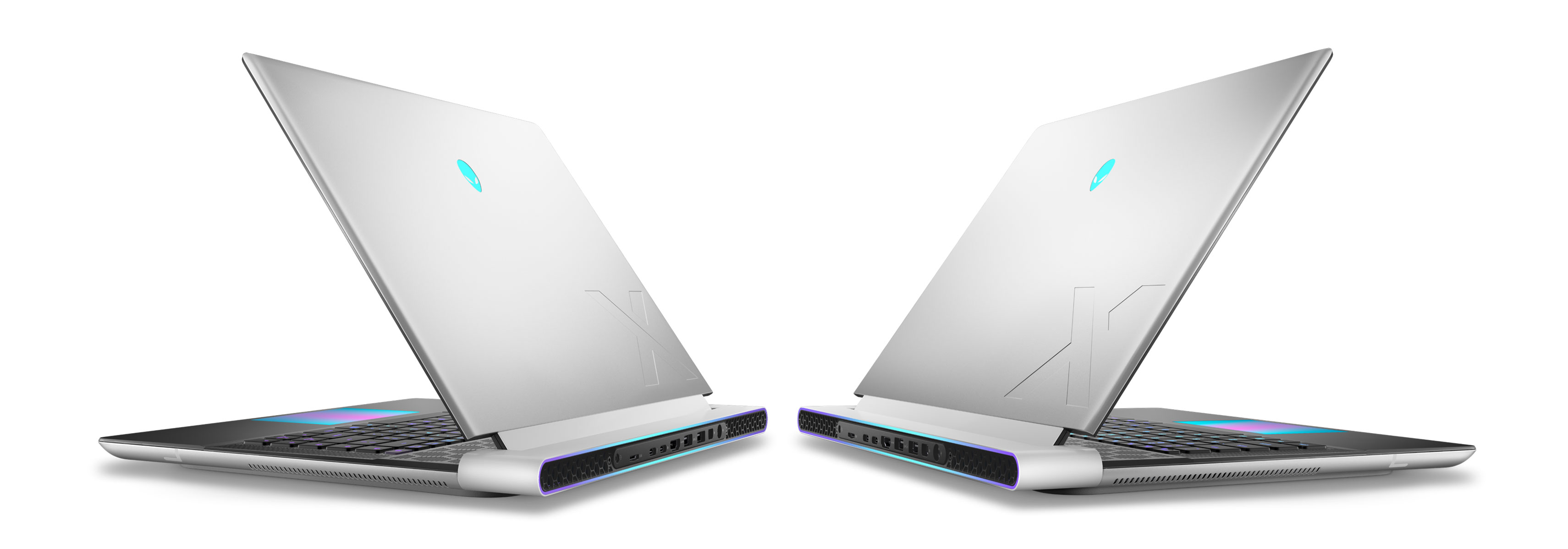 alienware x16 sides ports