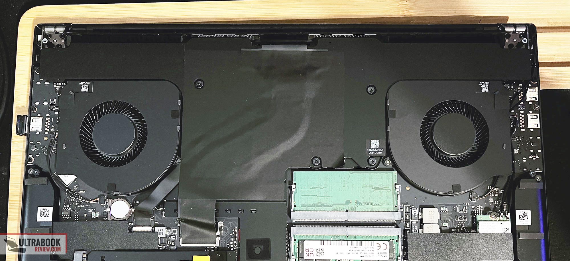 Razer Blade 16 (RTX 4090) review