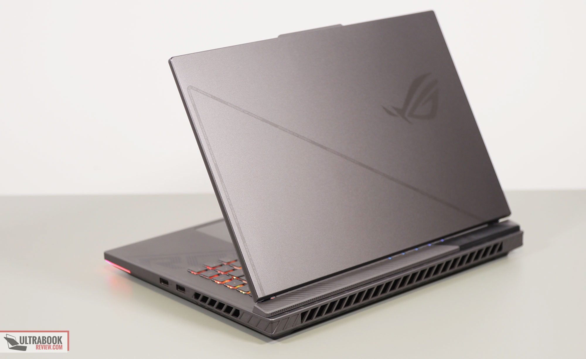 Asus ROG Strix G16 G614JZ laptop review: Clear the stage for the