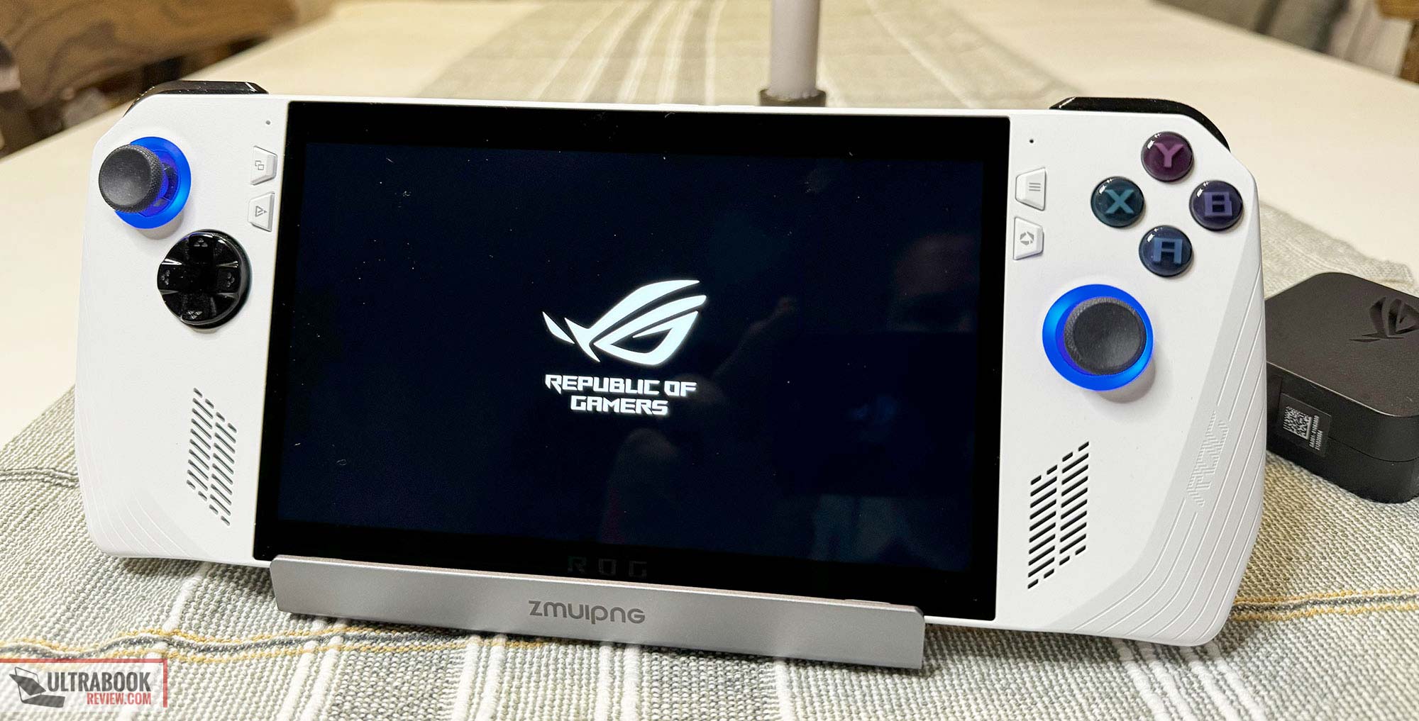 Asus ROG Ally review: Incredible hardware marred by Windows - Dexerto