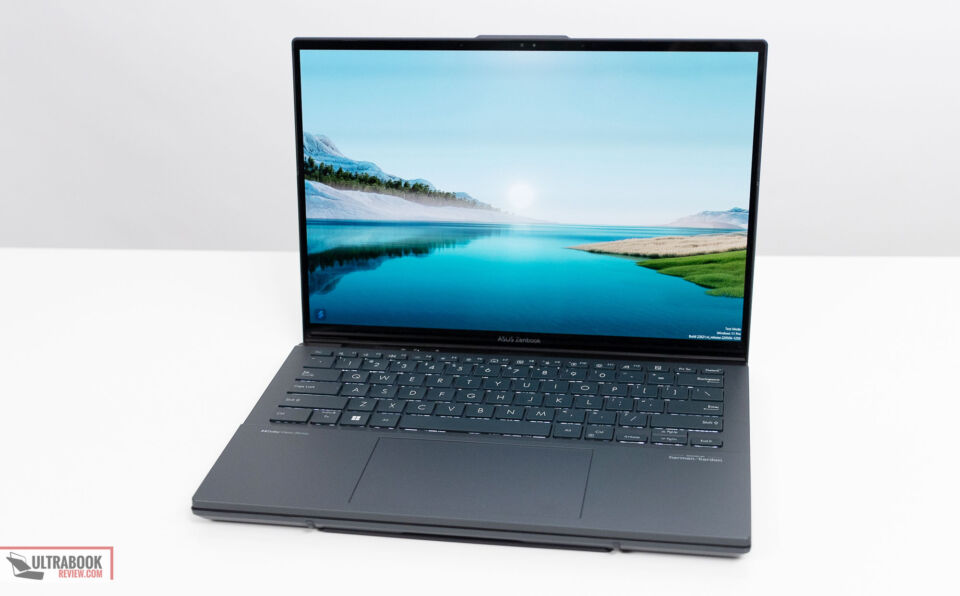 Asus Zenbook Duo OLED UX8406 2024 (dual OLED displays, Meteor Lake)