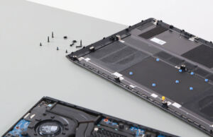 internals screws back