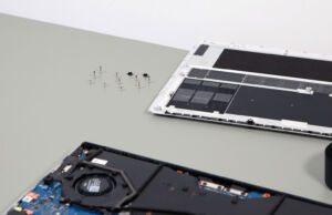 internals back screws