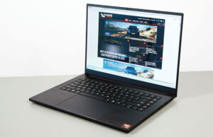razer blade thumb