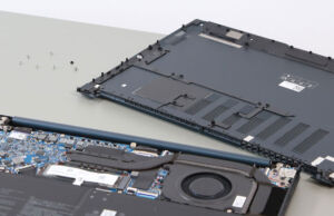 internals screws back 1