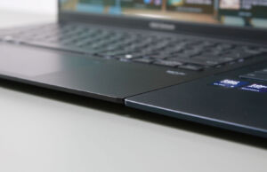 zenbooks amd intel lips