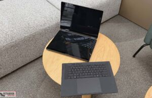 2026 Asus ROG Zephyrus DUO GX651 explained (dual OLED displays) interior