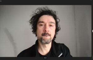 Lenovo Thinkpad X1 Carbon vs. Asus Expertbook Ultra comparison camera