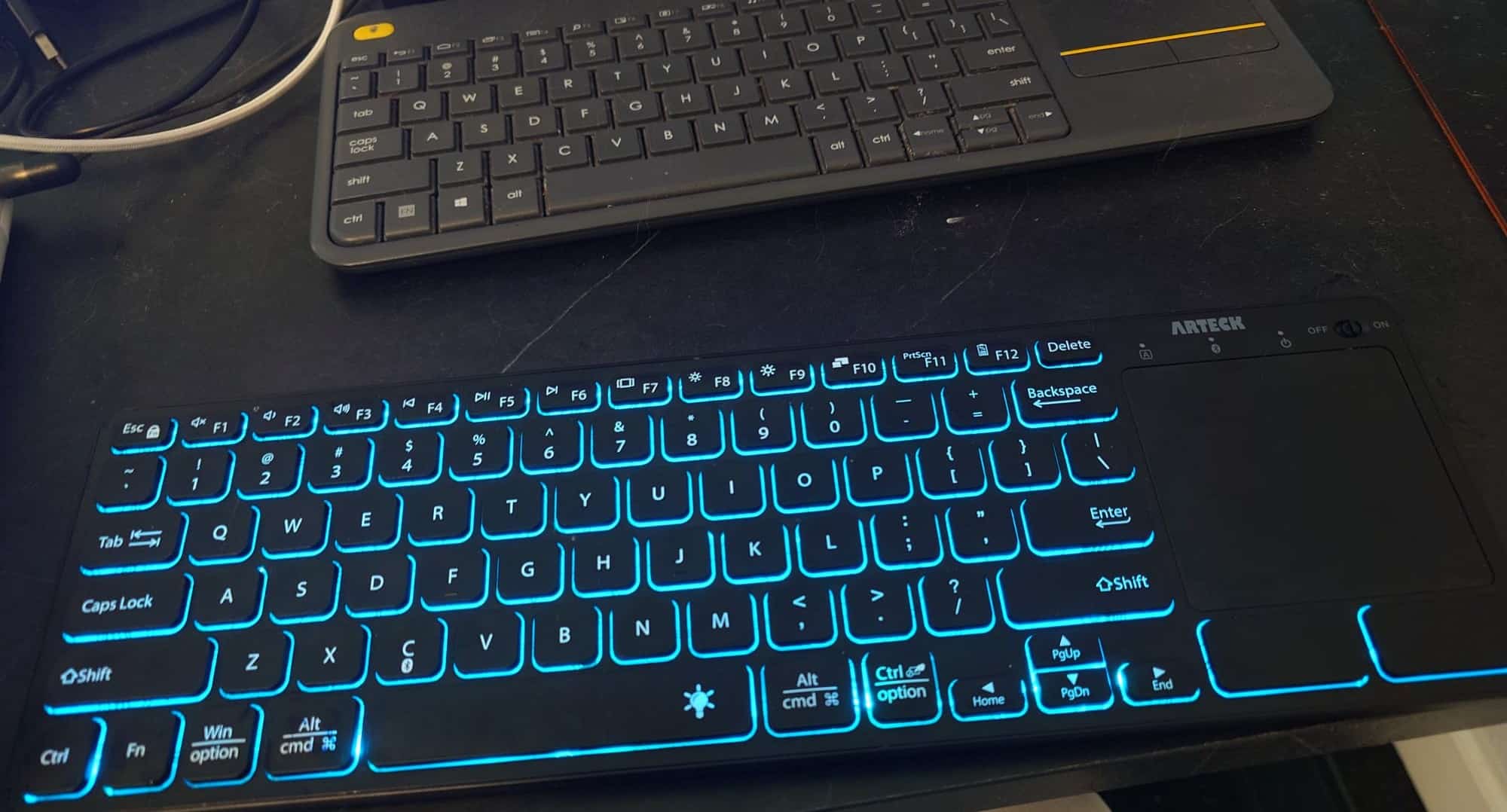 The search for the best wireless HTPC keyboard: A new challenger appears! (2026) Arteck Wireless 7-Color Bluetooth Keyboard