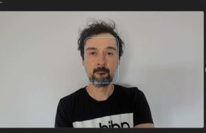 Lenovo Thinkpad X1 Carbon vs. Asus Expertbook Ultra comparison camera good2
